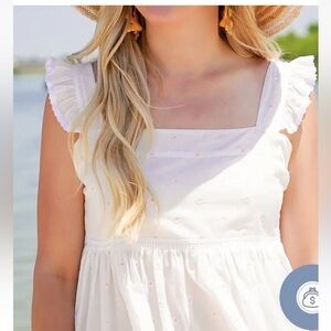 Dondolo Women's embroidered Daisy Shirt Top Smocked Ruffle Sleeve Size XS NWT